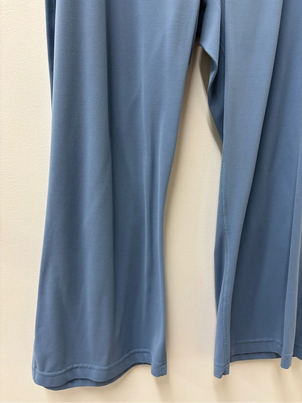 lululemon athletica Dusty Blue High Rise Crop Leggings